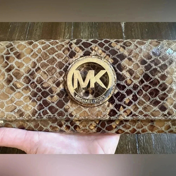 Michael Kors Continental wallet - Picture 2 of 14